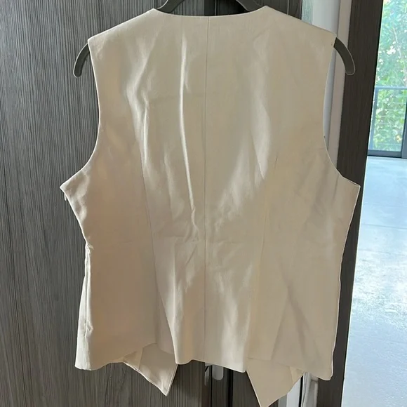 NWT MODERN MONEY by COMMENSE statement vest top XL - Picture 5 of 11